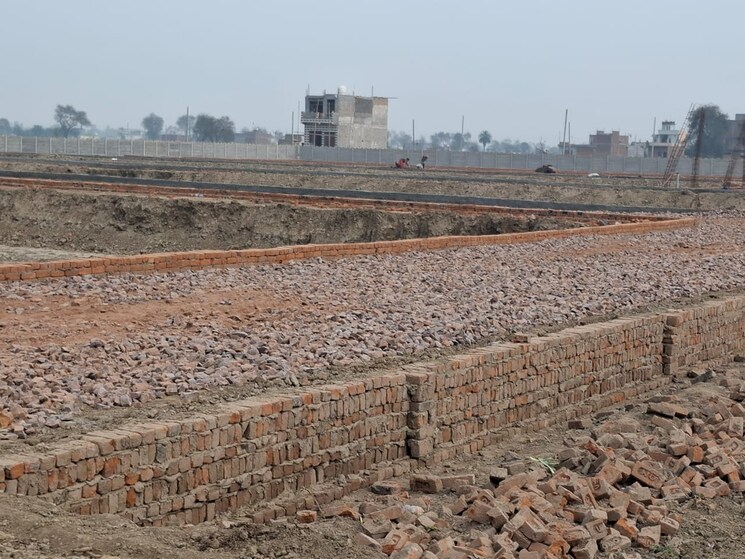 undefined, upsidc site b  100 Sq.Yd. Plot In Upsidc Site B Greater Noida 8227770