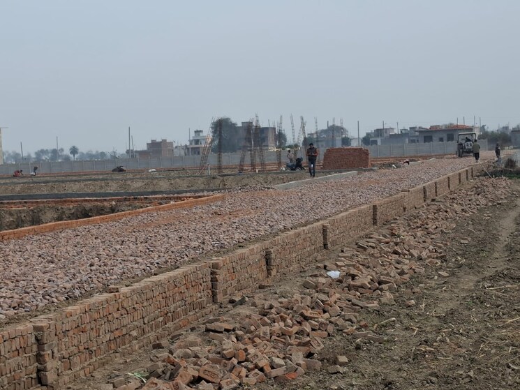 undefined, upsidc site b  100 Sq.Yd. Plot In Upsidc Site B Greater Noida 8227770