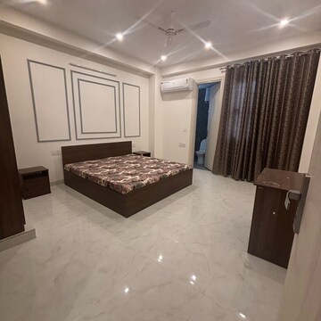 Bathroom in 4 BHK Apartment at Vipul World Floors, Sector 48 – for Rent