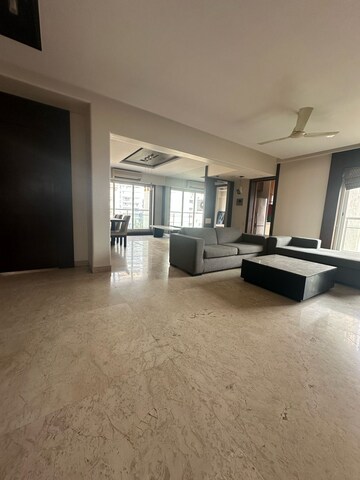 2 BHK Apartment For Rent in Pali Hill