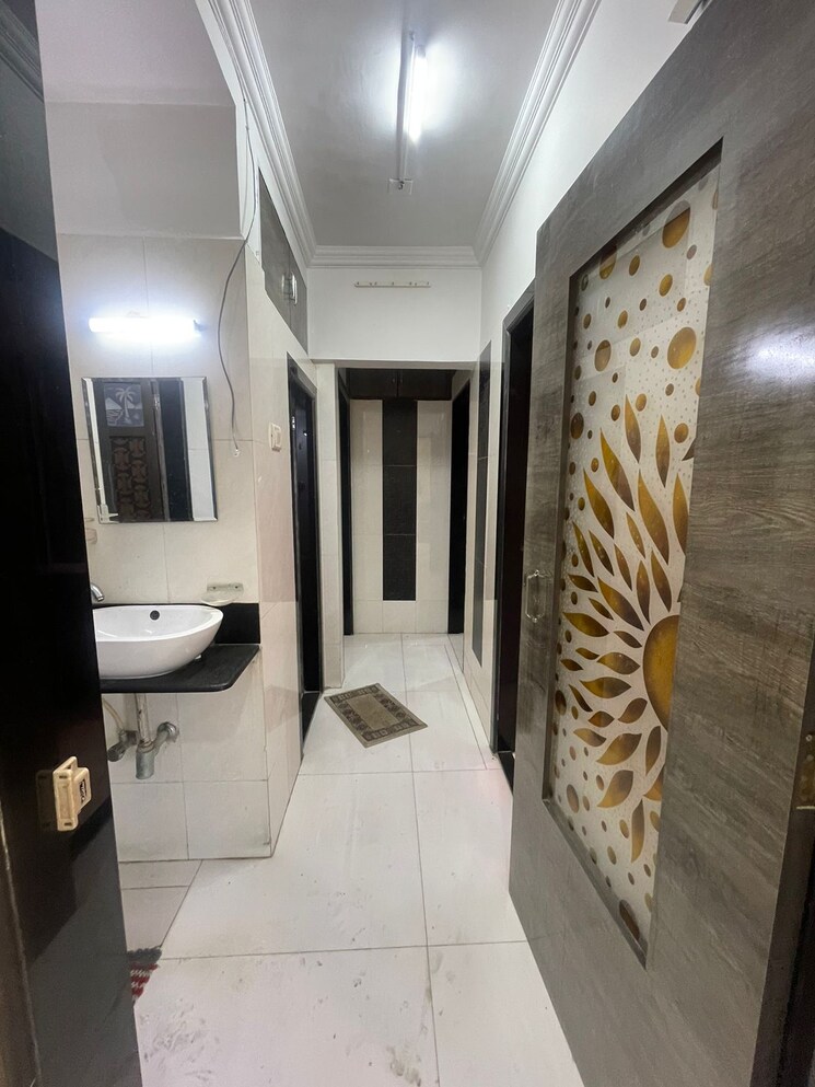 Bathroom, poonam-tower-chs-ltd 2 Bedroom 882 Sq.Ft. Apartment In Mira Road Thane 8227919