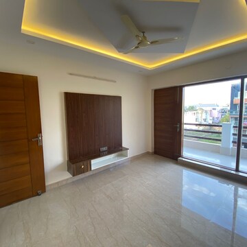 Bedroom in 3 BHK Apartment at BPTP Amstoria Country Floor, Sector 102 – for Rent