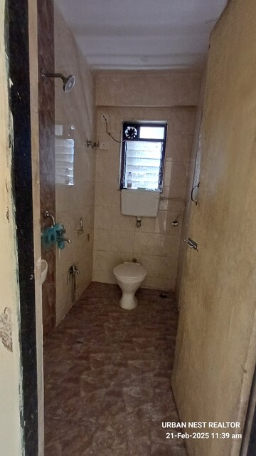Bathroom in 2 BHK Apartment at Seawoods – for Rent