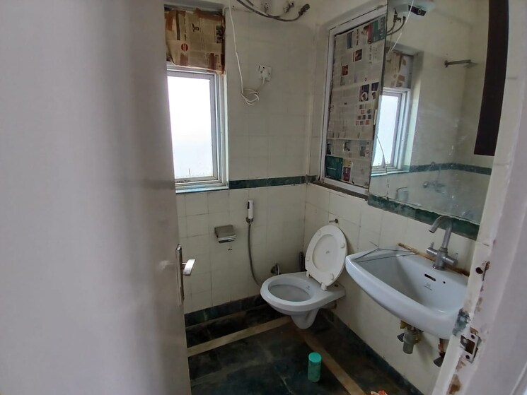 Master Bedroom, emaar-the-palm-springs 3 Bedroom 2875 Sq.Ft. Apartment In Sector 54 Gurgaon 8227905