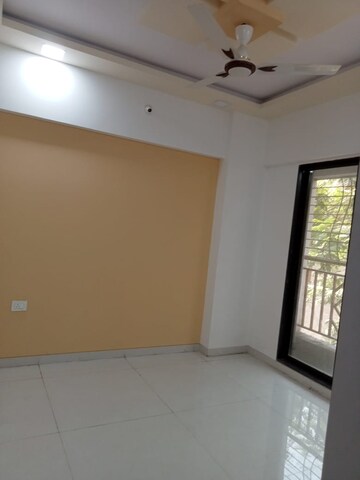 Room in 1 BHK Apartment at Kurla West – for Sale