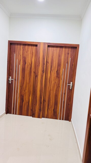 Furnished Amenities in 2 BHK Apartment at Manimajra – for Rent