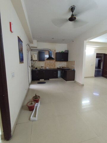 Master Bedroom in 3 BHK Apartment at Aims Golf City, Sector 75 – for Rent