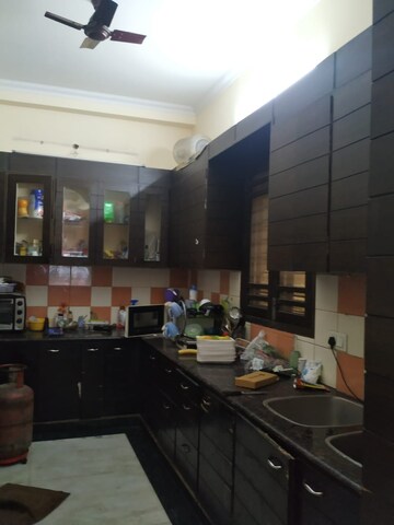 Kitchen in 1 BHK Builder Floor at Sector 28 – for Rent