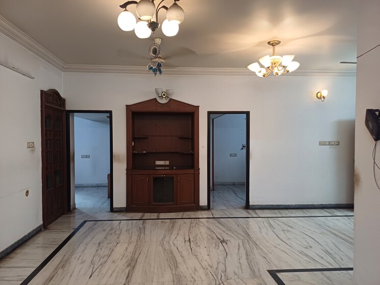 Room, aminjikarai 3 Bedroom 1500 Sq.Ft. Apartment In Aminjikarai Chennai 8228032