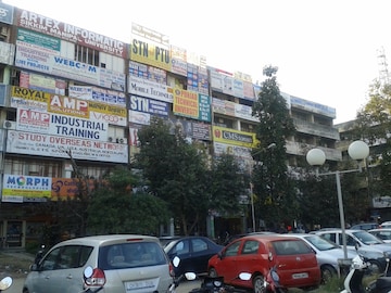 Commercial Showroom 1000 Sq.Ft. For Rent in Sector 34 Chandigarh  8227994