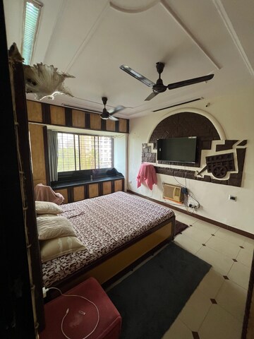 Bedroom in 1 BHK Apartment at Malad West – for Rent