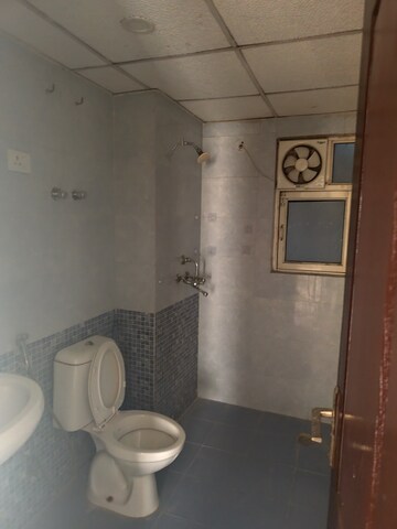 Bathroom in 3.5 BHK Apartment at Aims Golf City, Sector 75 – for Rent