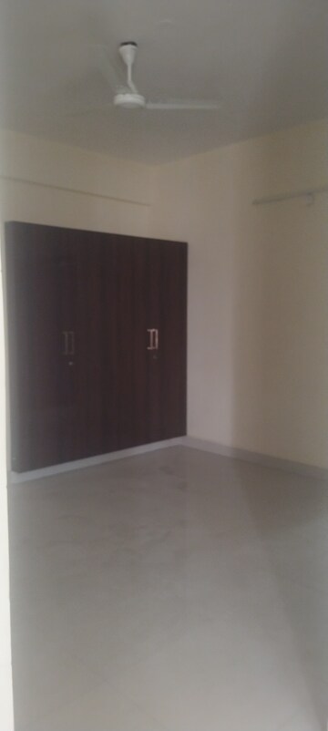 Room in 2 BHK Apartment at Pavani Laxmi Nivas, Madhapur – for Rent