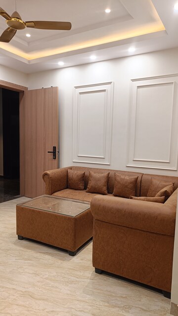 Living Room in 1 BHK Apartment at Raja Park – for Rent