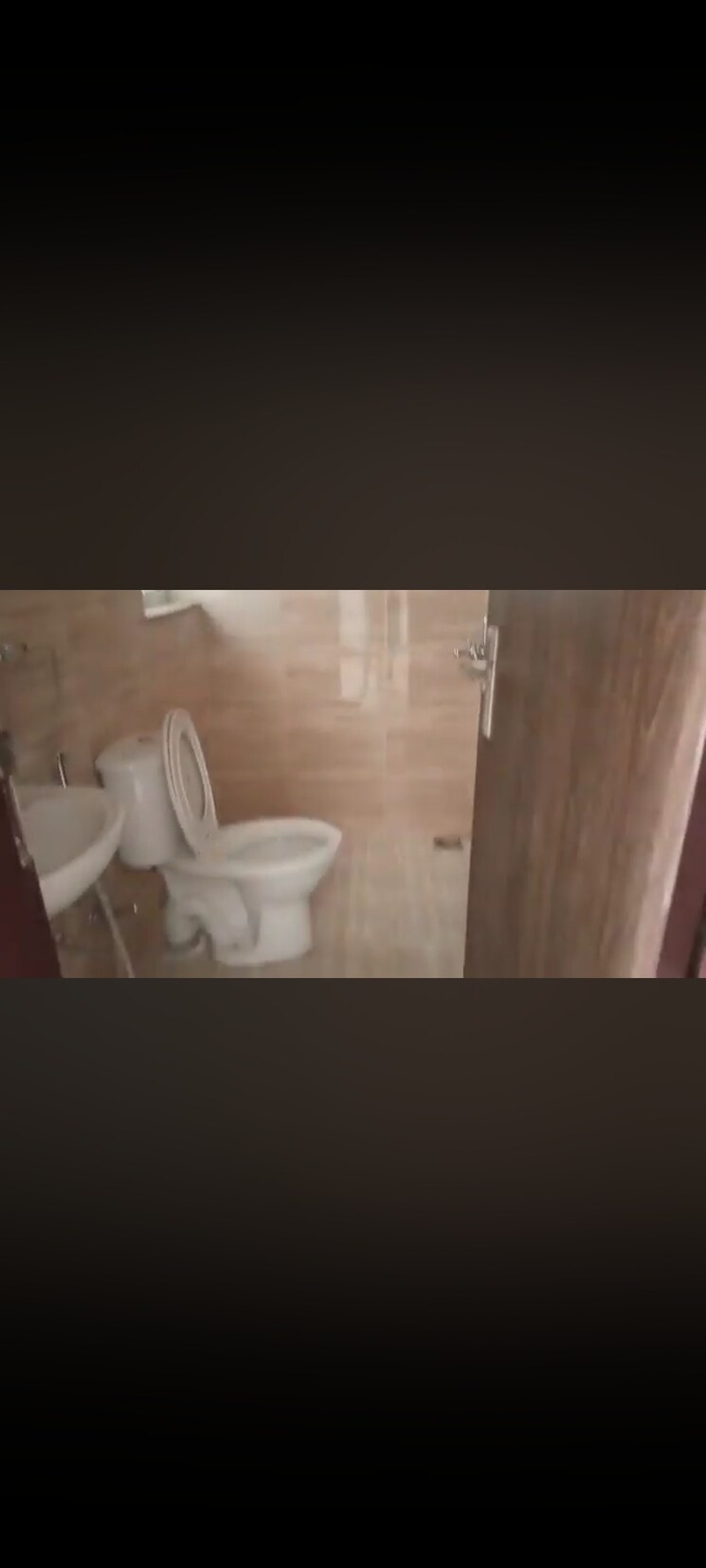 Bathroom, bptp-parkland-pride 3 Bedroom 1103 Sq.Ft. Builder Floor In Sector 77 Faridabad 8228133