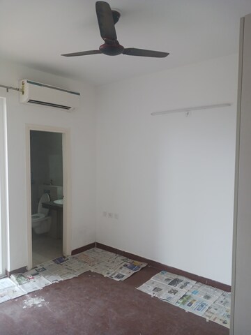 Room in 3 BHK Apartment at Ansal Estella, Sector 103 – for Rent