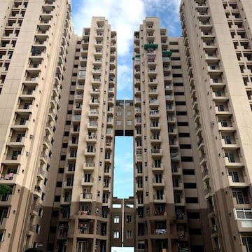 2 BHK Apartment For Rent in Aditya Luxuria Estate Shahpur Bamheta Ghaziabad  8228348