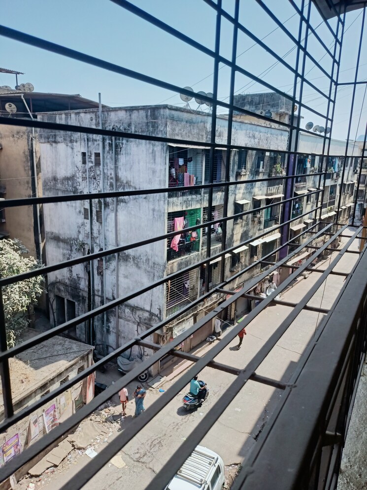 Balcony, estate-roopchand-galaxy 1 Bedroom 600 Sq.Ft. Apartment In Kasheli Thane 8228351