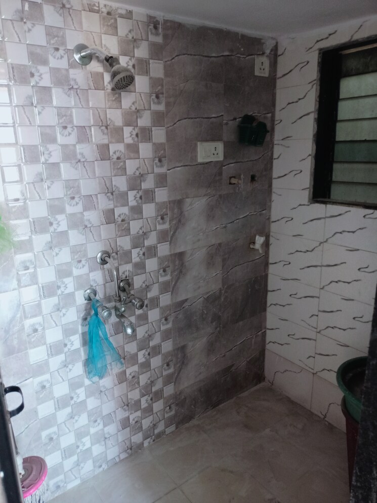 Bathroom, estate-roopchand-galaxy 1 Bedroom 600 Sq.Ft. Apartment In Kasheli Thane 8228351