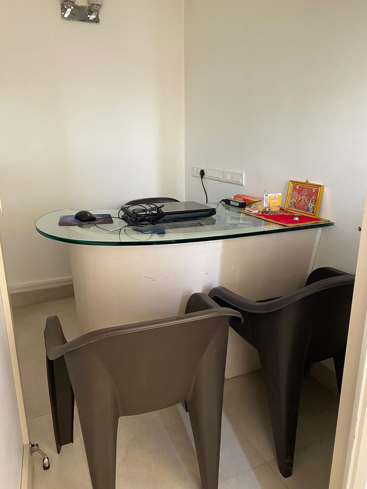 Team Area, guruvidya-chs Commercial Office Space 565 Sq.Ft. In Bandra West Mumbai 8228436