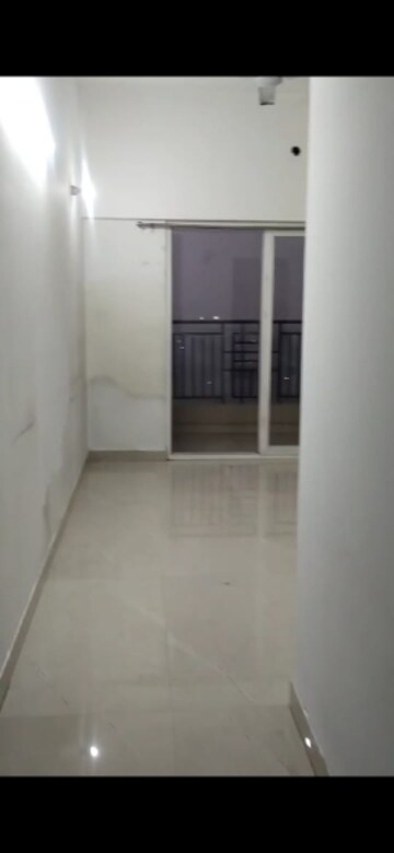 2 BHK Apartment For Rent in Gaur City 2 - 14th Avenue, Sector 16c Greater Noida