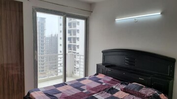 Bedroom in 3 BHK Apartment at Omaxe R2, Gomti Nagar – for Rent