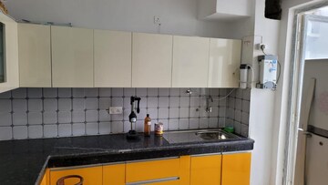 Kitchen in 3 BHK Apartment at Omaxe R2, Gomti Nagar – for Rent