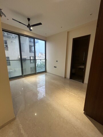 Room in 3 BHK Apartment at Anand Kunj, Santacruz West – for Rent