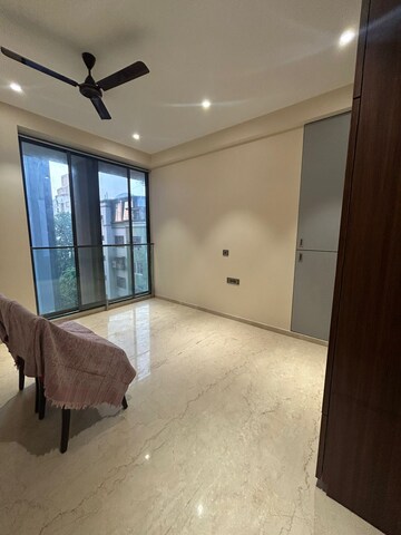 Room in 3 BHK Apartment at Anand Kunj, Santacruz West – for Rent
