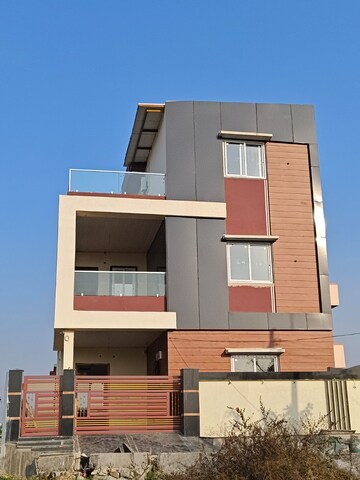 3.5 BHK Villa – Exterior View View at Patancheru Shankarpalli Road - for Sale