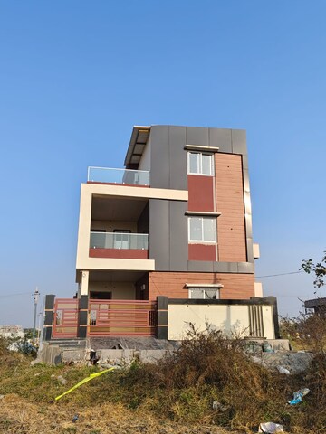3.5 BHK Villa – Exterior View View at Patancheru Shankarpalli Road - for Sale
