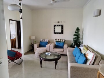 2 BHK Apartment For Rent in DLF Silver Oaks, Sector 26