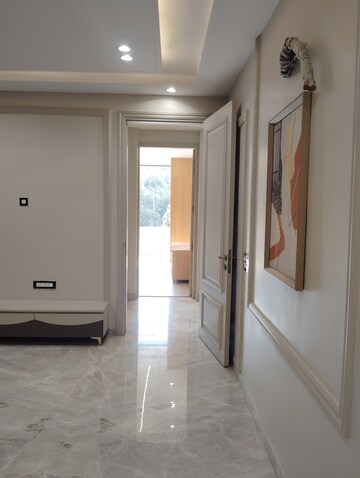 Building Lobby in 2 BHK Apartment at Gaur City 5th Avenue, Sector 4, Greater Noida – for Sale