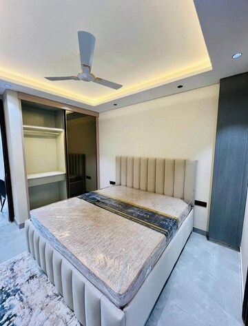 Bedroom in 2 BHK Builder Floor at Unitech Infospace, Sector 21 – for Rent
