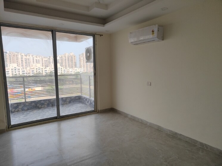 Room, solutrean-caladium 4 Bedroom 3060 Sq.Ft. Apartment In Sector 109 Gurgaon 8228791