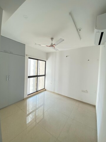 Master Bedroom in 2 BHK Apartment at Lodha Palava Downtown, Dombivli East – for Rent