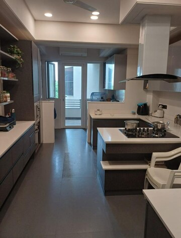 Kitchen in 3 BHK Builder Floor at Unitech Infospace, Sector 21 – for Rent