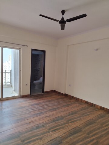 3.5 BHK Apartment For Rent in Futec Gateway, Sector 75