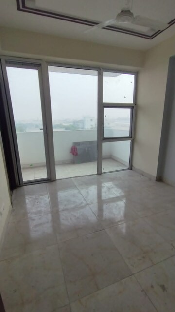 Room in 3 BHK Apartment at Sarvome Shree Homes, Sector 45 – for Rent