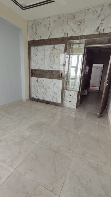 Room in 3 BHK Apartment at Sarvome Shree Homes, Sector 45 – for Rent