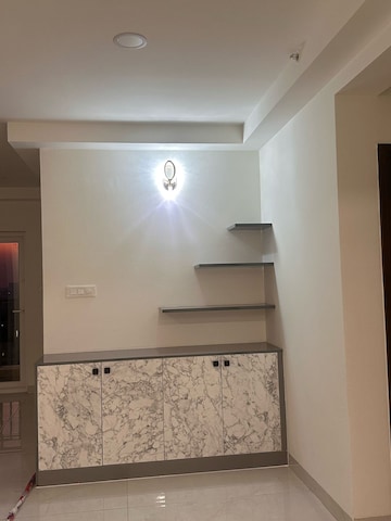 Room in 3 BHK Apartment at Poulomi Avante, Kokapet – for Rent