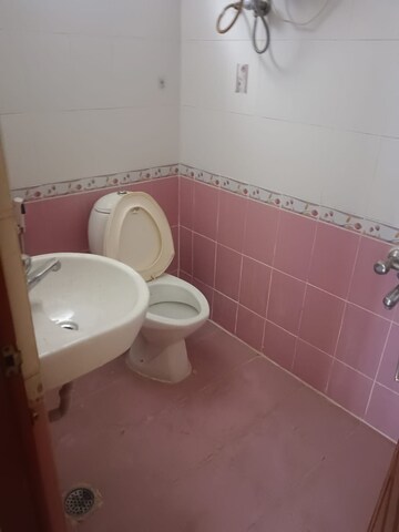 Bathroom in 2 BHK Apartment at Sanjay Nagar – for Rent