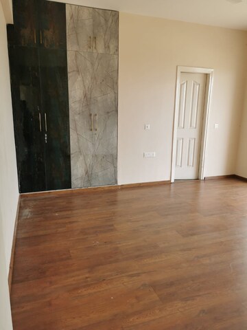 Room in 3 BHK Apartment at Ashiana Mulberry, Sohna Sector 2 – for Rent