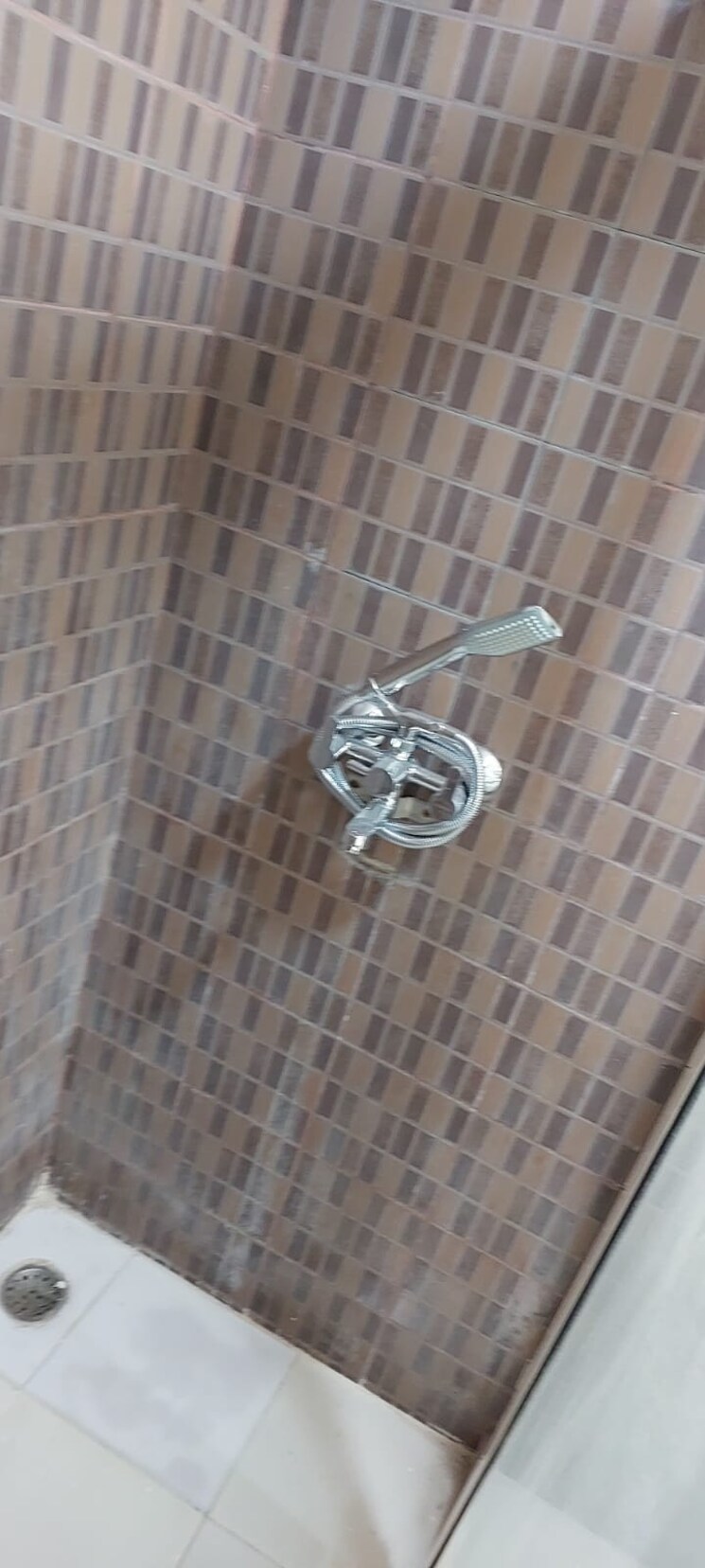 Bathroom, bhabat 3 Bedroom 1200 Sq.Ft. Apartment In Bhabat Zirakpur 8229364