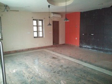 Room in 4 BHK Villa at Shivalik Nagar – for Sale