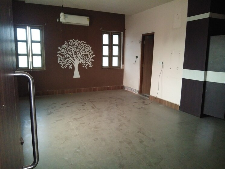 Room, shivalik nagar 4 Bedroom 5000 Sq.Ft. Villa In Shivalik Nagar Haridwar 8229459