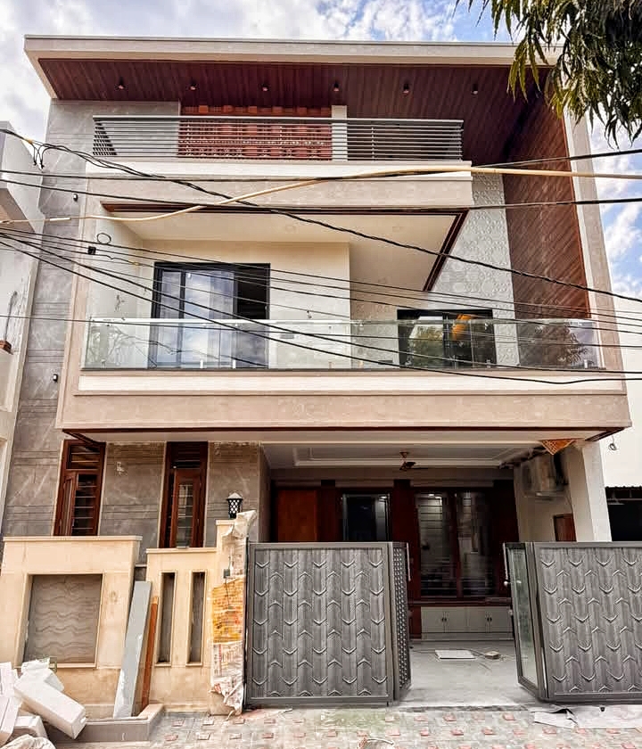 4 BHK + Pooja Room,Extra Room Independent House For Sale in Apni Zameen Apna Aasman 