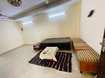 Bedroom in 2 BHK Apartment at Palm Residency Chhatarpur, Chattarpur – for Rent