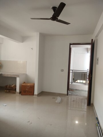 Room in 1 BHK Apartment at ROF Amaltas, Sector 92 – for Rent