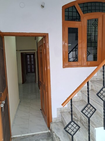 Staircase in 2 BHK Independent House at Gomti Nagar – for Rent